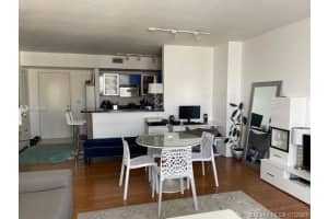 18800 NE 29th Ave, Miami, FL 33180, Sold 01/31/22
