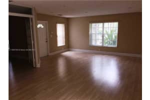 5757 NW 97th Pl, Doral, FL 33178, Sold 12/24/21