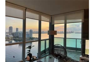 1331 Brickell Bay Dr #1402, Miami, FL 33131, Sold 12/06/21