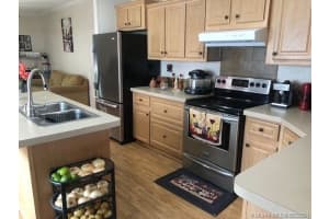 21830 NW 1st St, Pembroke Pines, FL 33029, Sold 10/08/21