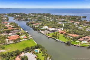401 Leucadendra Dr, Coral Gables, FL 33156, Sold 10/07/21