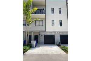 508 SE 1st Cir, Pompano Beach, FL 33060, Sold 11/11/21