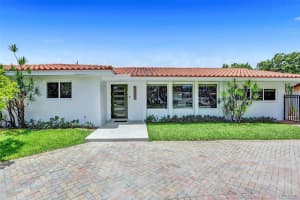 20600 NE 20th Pl, Miami, FL 33179, Sold 01/07/22