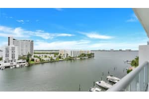 7928 East Dr, North Bay Village, FL 33141, Sold 03/14/22