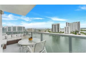 7928 East Dr, North Bay Village, FL 33141, Sold 03/14/22