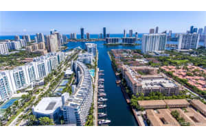 2950 NE 188th St, Miami, FL 33180, Sold 10/28/21