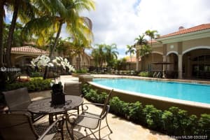140 SW 117th Ave, Pembroke Pines, FL 33025, Sold 11/04/21