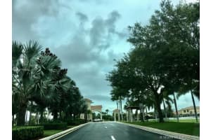 5610 Sunberry Cir, Fort Pierce, FL 34951, Sold 10/08/21