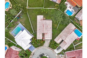 1063 Cedar Falls Dr, Weston, FL 33327, Sold 08/13/21