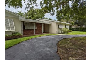 8601 SW 54th Ct, Miami, FL 33143, Sold 08/17/21