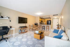 2030 S Ocean Dr, Hallandale Beach, FL 33009, Sold 02/07/22