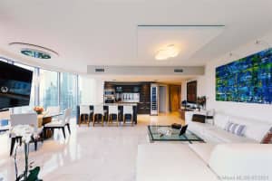 200 Biscayne Blvd Way, Miami, FL 33131, Sold 06/03/22