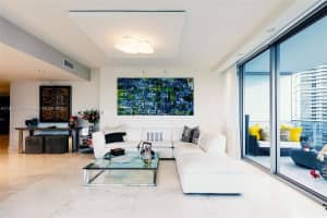 200 Biscayne Blvd Way, Miami, FL 33131, Sold 06/03/22