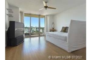 1455 Ocean Dr, Miami Beach, FL 33139, Sold 03/16/22
