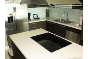 7930 East Dr, North Bay Village, FL 33141, Sold 01/31/22