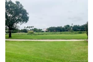 8305 NW 37th Pl, Sunrise, FL 33351, Sold 10/05/21