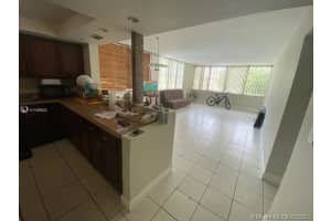 2175 NE 170th St, North Miami Beach, FL 33162, Sold 01/21/22