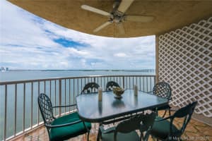 1420 Brickell Bay Dr #1403a, Miami, FL 33131, Sold 08/16/21