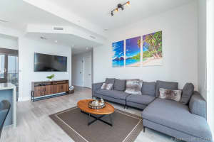 1080 Brickell Ave, Miami, FL 33131, Sold 12/15/21