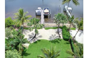 9353 SE Yardarm Terrace, Hobe Sound, FL 33455, Sold 10/29/21