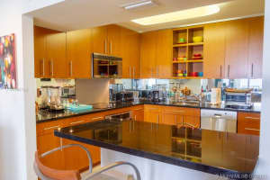 3725 S Ocean Dr, Hollywood, FL 33019, Sold 09/15/21