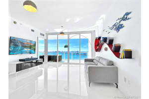 2020 N Bayshore Dr, Miami, FL 33137, Sold 08/10/21