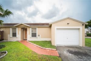 18926 NW 63rd Ct Cir, Hialeah, FL 33015, Sold 08/26/21
