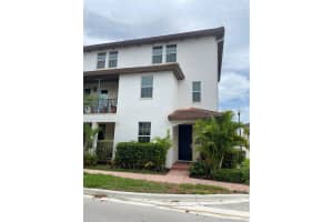 2668 SW 118 Rd, Miramar, FL 33025, Sold 08/16/21