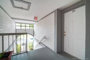 931 NE 199th St, Miami, FL 33179, Sold 08/17/21