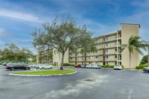 7740 NW 50th St, Lauderhill, FL 33351, Sold 08/13/21