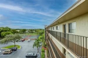 7740 NW 50th St, Lauderhill, FL 33351, Sold 08/13/21