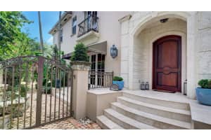 7667 School House Rd, Miami, FL 33143, Sold 08/12/21
