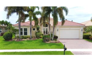 10668 Whitewind Circle, Boynton Beach, FL 33473, Sold 11/30/21