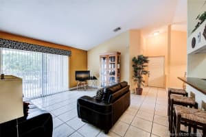 10510 SW 157th Ct, Miami, FL 33196, Sold 09/29/21
