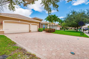 6077 NW 56th Dr, Coral Springs, FL 33067, Sold 08/16/21