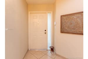 9934 NW 32nd St, Doral, FL 33172, Sold 11/05/21