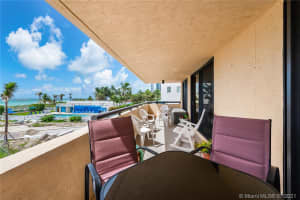 2555 Collins Ave, Miami, FL 33140, Sold 09/02/21