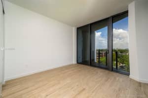 2831 S Bayshore Dr, Miami, FL 33133, Sold 11/09/21