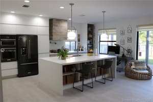 10016 NW 89th Terrace, Doral, FL 33178, Sold 09/03/21