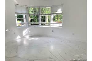 1000 Meridian Ave, Miami Beach, FL 33139, Sold 09/30/21