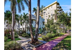 1000 Meridian Ave, Miami Beach, FL 33139, Sold 09/30/21