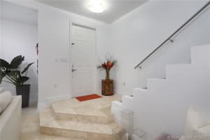 7673 SW 54th Ct, Miami, FL 33143, Sold 10/15/21