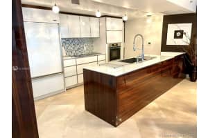 17201 Collins Ave, Sunny Isles Beach, FL 33160, Sold 09/23/21