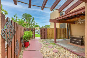 231 W Park Dr, Miami, FL 33172, Sold 09/16/21