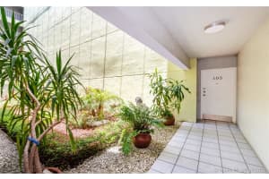 11715 SW 18th St, Miami, FL 33175, Sold 08/18/21