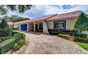 16841 NW 79th Pl, Miami Lakes, FL 33016, Sold 08/27/21