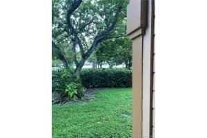 19055 NW 62nd Ave, Hialeah, FL 33015, Sold 09/01/21