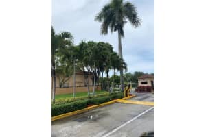 19055 NW 62nd Ave, Hialeah, FL 33015, Sold 09/01/21