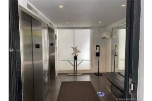 20400 W Country Club Dr, Aventura, FL 33180, Sold 09/30/21
