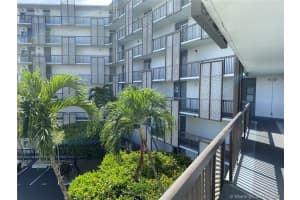 20400 W Country Club Dr, Aventura, FL 33180, Sold 09/30/21